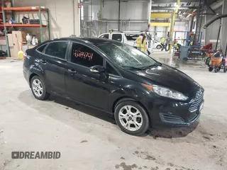 2014 Ford Fiesta SE z VIN 3FADP4BJ0EM174123, wystawiony jako IAAI lot #42294741 z przebiegiem 95 682 mil mil oraz . Historia ofert i sprzedaży dostępna na DreamBid. Obrazek 1.