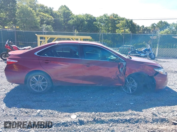 2017 Toyota Camry XLE z VIN 4T1BF1FK9HU699893, wystawiony jako IAAI lot #33158588 z przebiegiem 139 476 mil mil oraz . Historia ofert i sprzedaży dostępna na DreamBid. Obrazek 14.