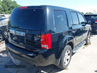2015 Honda Pilot LX with VIN 5FNYF3H29FB016474, listed as a IAAI auction lot 41976782 with 200,692 mi miles and . Bid and sale history available at carsss.com. Image 4.