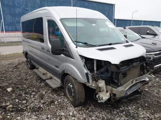 2016 Ford Transit Passenger XL with VIN 1FBZX2CM0GKB11034, listed as a IAAI auction lot 41898012 with 159,725 mi miles and . Bid and sale history available at DreamBid. Image 1.