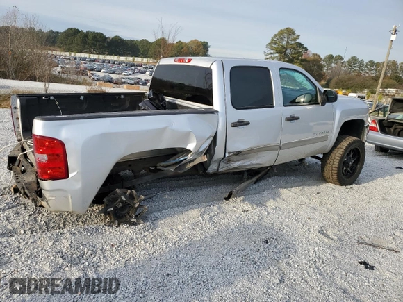 2013 Chevrolet Silverado 1500 LT with VIN 3GCPCSE04DG212962, listed as a Copart auction lot 83388404 with 232,507 mi miles and Salvage Title. Bid and sale history available at DreamBid. Image 3.