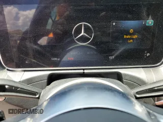 2023 Mercedes-Benz C 300 z VIN W1KAF4GB3PR137916, wystawiony jako Copart lot #60498954 z przebiegiem 8 091 mil mil oraz Szkoda całkowita • Salvage title. Historia ofert i sprzedaży dostępna na DreamBid. Obrazek 9.