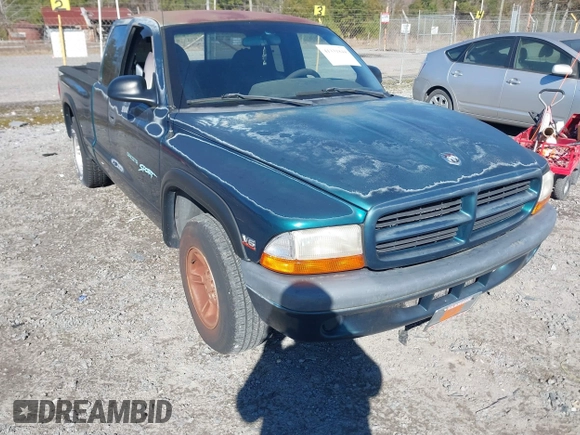1997 Dodge Dakota z VIN 1B7GL23X0VS287930, wystawiony jako IAAI lot #41331844 z przebiegiem 144 739 mil mil oraz . Historia ofert i sprzedaży dostępna na DreamBid. Obrazek 1.