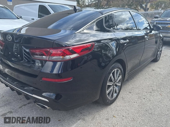 2020 Kia Optima EX Premium with VIN 5XXGU4L11LG395131, listed as a Copart auction lot 46307065 with 39,488 mi miles and Salvage Title. Bid and sale history available at carsss.com. Image 4.