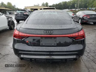 2022 Audi RS e-tron GT z VIN WAUAHBFW9N7904526, wystawiony jako Copart lot #68278973 z przebiegiem 8103 mil mil oraz . Historia ofert i sprzedaży dostępna na DreamBid. Obrazek 6.