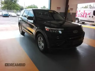 2022 Ford Explorer z VIN 1FMSK7BH3NGB04281, wystawiony jako IAAI lot #42511061 z przebiegiem 72 613 mil mil oraz . Historia ofert i sprzedaży dostępna na DreamBid. Obrazek 5.