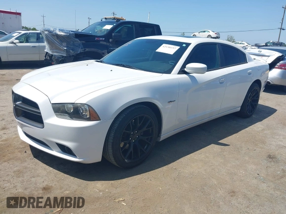 2014 Dodge Charger RT z VIN 2C3CDXCT1EH309189, wystawiony jako IAAI lot #42158197 z przebiegiem 92 074 mil mil oraz . Historia ofert i sprzedaży dostępna na DreamBid. Obrazek 17.