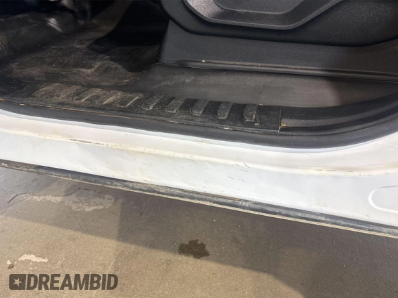 2019 Ford F-150 XL with VIN 1FTMF1EB1KKE10510, listed as a IAAI auction lot 42726982 with 98,336 mi miles and . Bid and sale history available at DreamBid. Image 9.
