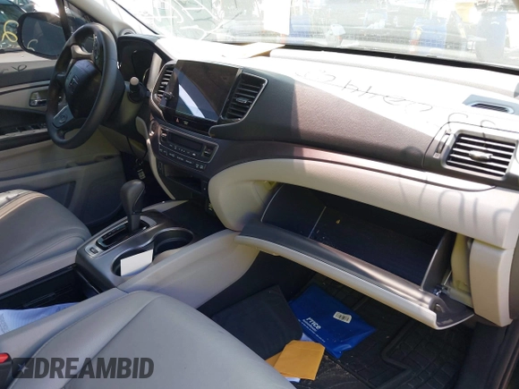 2019 Honda Pilot EX-L with VIN 5FNYF6H52KB006469, listed as a IAAI auction lot 42103135 with 12,757 mi miles and . Bid and sale history available at DreamBid. Image 5.