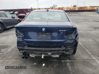 2016 BMW 2 Series 228i z VIN WBA1F9C51GV546640, wystawiony jako Copart lot #55635985 z przebiegiem 78 189 mil mil oraz Szkoda całkowita • Salvage title. Historia ofert i sprzedaży dostępna na DreamBid. Obrazek 6.