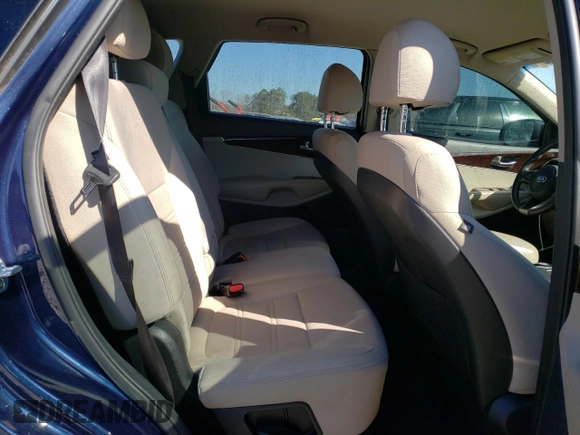2018 Kia Sorento LX with VIN 5XYPG4A3XJG399361, listed as a Copart auction lot 46844625 with 90,970 mi miles and Salvage Title. Bid and sale history available at carsss.com. Image 11.