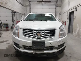 2015 Cadillac SRX Luxury Collection with VIN 3GYFNBE38FS596318, listed as a IAAI auction lot 42119660 with 45,178 mi miles. Bid and sale history available at carsss.com. Image 12.