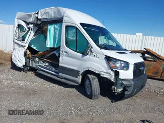 2024 Ford Transit Passenger XL with VIN 1FBAX2X85RKA46890, listed as a IAAI auction lot 41648977 with 20,637 mi miles and . Bid and sale history available at DreamBid. Image 1.
