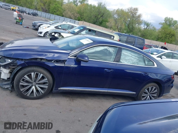 2019 Volkswagen Arteon SE с VIN WVWBR7AN3KE030990, выставлен на аукционе IAAI как лот 42130127 с пробегом 68 064 миль миль и . История ставок и продаж доступна на DreamBid. Изображение 15.