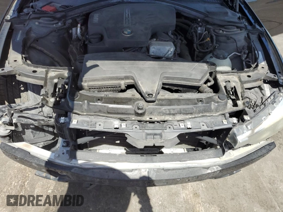 2012 BMW 3 Series 328i z VIN WBA3A5G58CNN65528, wystawiony jako Copart lot #60551705 z przebiegiem 102 630 mil mil oraz Szkoda całkowita • Salvage title. Historia ofert i sprzedaży dostępna na DreamBid. Obrazek 11.