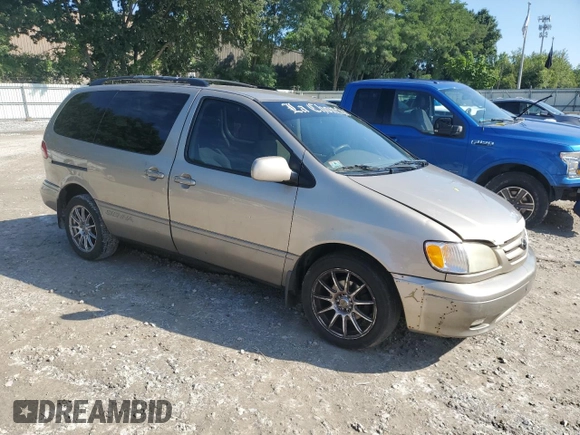 2003 Toyota Sienna LE with VIN 4T3ZF13C53U535150, listed as a Copart auction lot 66177434 with 210,451 mi miles and Clean Title. Bid and sale history available at carsss.com. Image 4.