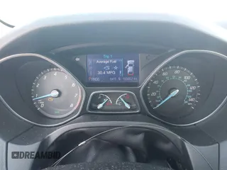 2013 Ford Focus SE z VIN 1FADP3F27DL252586, wystawiony jako IAAI lot #42496500 z przebiegiem 150 052 mil mil oraz . Historia ofert i sprzedaży dostępna na DreamBid. Obrazek 7.