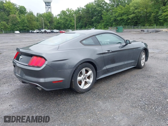 2016 Ford Mustang V6 с VIN 1FA6P8AM0G5255711, выставлен на аукционе IAAI как лот 42424046 с пробегом Не указан миль и . История ставок и продаж доступна на DreamBid. Изображение 4.