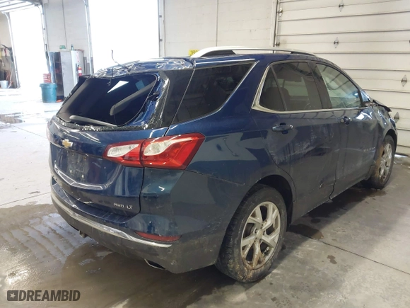 2020 Chevrolet Equinox LT with VIN 3GNAXVEXXLL161540, listed as a IAAI auction lot 41611309 with 67,784 mi miles. Bid and sale history available at carsss.com. Image 4.