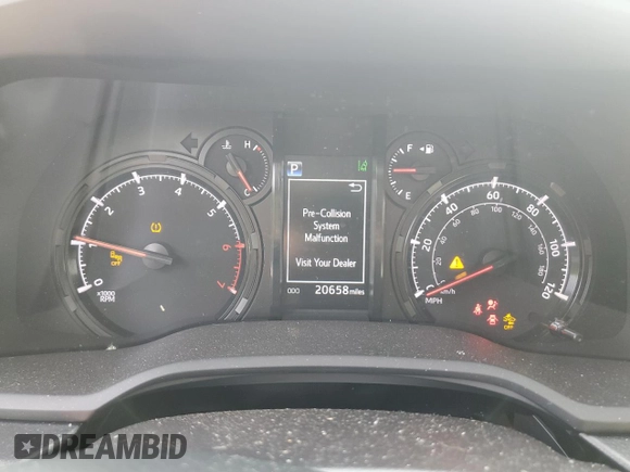 2024 Toyota 4Runner SR5 z VIN JTEMU5JR4R6284870, wystawiony jako Copart lot #56626445 z przebiegiem 20 658 mil mil oraz Szkoda całkowita • Salvage title. Historia ofert i sprzedaży dostępna na DreamBid. Obrazek 9.