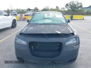 2019 Chrysler 300 with VIN 2C3CCABG5KH516295, listed as a IAAI auction lot 42063245 with 47,187 mi miles. Bid and sale history available at carsss.com. Image 11.