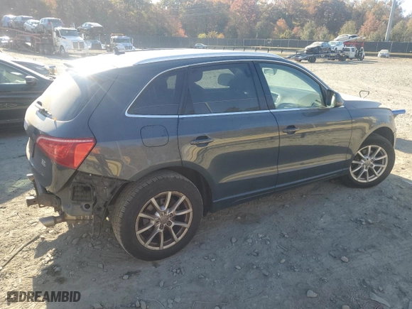 2010 Audi Q5 Premium with VIN WA1CKAFP9AA053934, listed as a Copart auction lot 77438714 with 207,402 mi miles and Salvage Title. Bid and sale history available at carsss.com. Image 3.