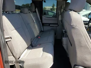 2017 Ford F-150 XL z VIN 1FTEX1CPXHKC74502, wystawiony jako Copart lot #63944835 z przebiegiem 182 692 mil mil oraz Czysty tytuł • Clean title. Historia ofert i sprzedaży dostępna na DreamBid. Obrazek 10.