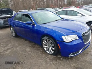 2018 Chrysler 300 Touring with VIN 2C3CCAAG7JH270043, listed as a IAAI auction lot 40914414 with 21,161 mi miles. Bid and sale history available at carsss.com. Image 1.