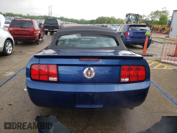 2007 Ford Mustang Deluxe with VIN 1ZVFT84N175273366, listed as a Copart auction lot 56422655 with 167,930 mi miles and Salvage title. Bid and sale history available at DreamBid. Image 6.