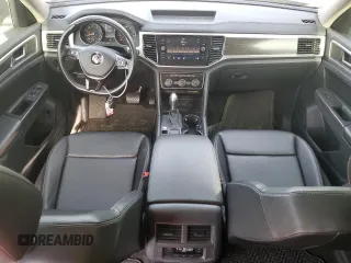 2018 Volkswagen Atlas SEL z VIN 1V2ER2CA4JC503864, wystawiony jako Copart lot #54832325 z przebiegiem 62 272 mil mil oraz Szkoda całkowita • Salvage title. Historia ofert i sprzedaży dostępna na DreamBid. Obrazek 8.