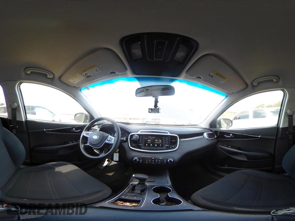 2020 Kia Sorento LX V6 with VIN 5XYPG4A57LG680747, listed as a IAAI auction lot 40729596 with 108,559 mi miles. Bid and sale history available at carsss.com. Image 18.