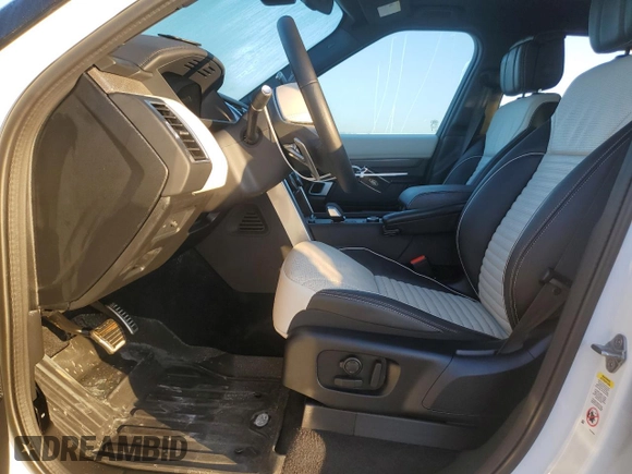 2024 Land Rover Discovery Metropolitan Edition with VIN SALRW4EU0R2487736, listed as a Copart auction lot 84212944 with 0 mi miles and Non Repairable. Bid and sale history available at carsss.com. Image 7.