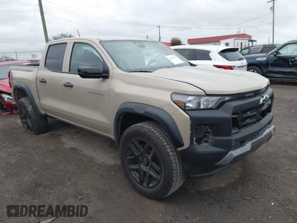 2023 Chevrolet Colorado 4WD Trail Boss with VIN 1GCPTEEK8P1239877, listed as a IAAI auction lot 40893691 with 30,617 mi miles. Bid and sale history available at carsss.com. Image 1.