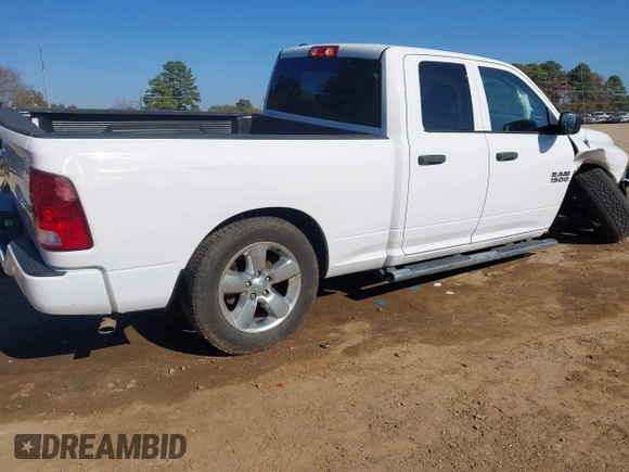 2018 Ram 1500 Express with VIN 1C6RR7FG5JS296222, listed as a IAAI auction lot 40983448 with 61,262 mi miles. Bid and sale history available at carsss.com. Image 4.