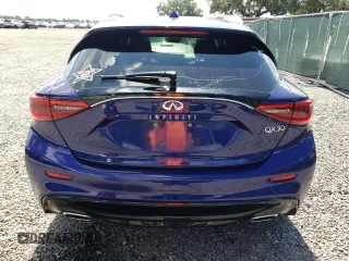 2018 Infiniti QX30 ESSENTIAL with VIN SJKCH5CP9JA045152, listed as a Copart auction lot 60647204 with 44,079 mi miles and Non Repairable. Bid and sale history available at carsss.com. Image 6.