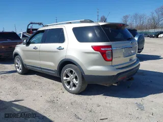 2011 Ford Explorer Limited with VIN 1FMHK8F89BGA76217, listed as a IAAI auction lot 41898647 with 186,307 mi miles. Bid and sale history available at carsss.com. Image 3.