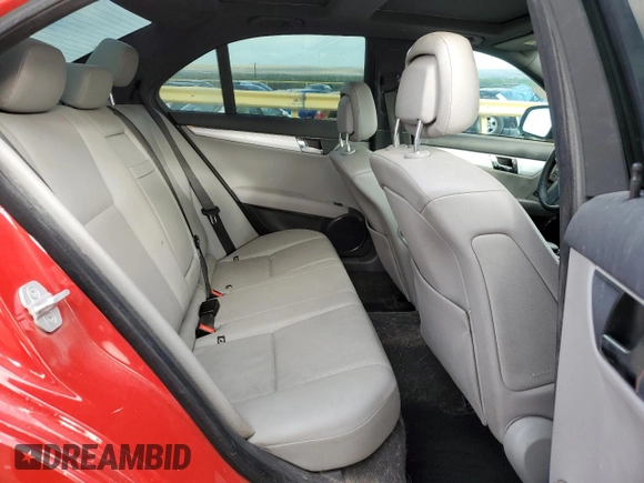2008 Mercedes-Benz C 300 Sport with VIN WDDGF54X48R033758, listed as a Copart auction lot 59987775 with 125,366 mi miles and Salvage title. Bid and sale history available at DreamBid. Image 10.