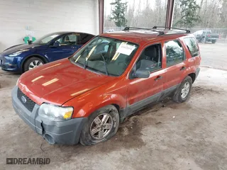 2007 Ford Escape XLS with VIN 1FMYU92Z27KA84677, listed as a IAAI auction lot 41632614 with 1 mi miles. Bid and sale history available at carsss.com. Image 2.