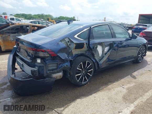 2023 Honda Accord Touring with VIN 1HGCY2F82PA029648, listed as a IAAI auction lot 42145629 with 22,289 mi miles and . Bid and sale history available at DreamBid. Image 4.