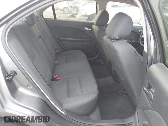 2012 Ford Fusion SE with VIN 3FAHP0HA9CR141588, listed as a IAAI auction lot 42485632 with 124,312 mi miles and . Bid and sale history available at DreamBid. Image 8.