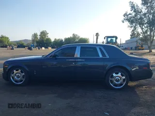 2008 Rolls-Royce Phantom z VIN SCA1S68538UX08739, wystawiony jako IAAI lot #41542958 z przebiegiem 15 238 mil mil oraz . Historia ofert i sprzedaży dostępna na DreamBid. Obrazek 15.