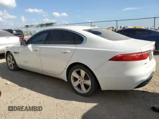2018 Jaguar XF 25t with VIN SAJBR4FX5JCY70175, listed as a Copart auction lot 78331104 with 127,416 mi miles and Clean Title. Bid and sale history available at carsss.com. Image 2.