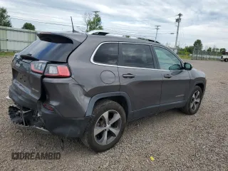 2019 Jeep Cherokee Limited with VIN 1C4PJMDX5KD282058, listed as a Copart auction lot 61359345 with 65,347 mi miles and Salvage title. Bid and sale history available at DreamBid. Image 3.
