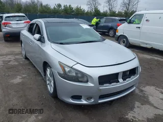 2010 Nissan Maxima S z VIN 1N4AA5AP7AC825355, wystawiony jako IAAI lot #41987311 z przebiegiem 145 046 mil mil oraz . Historia ofert i sprzedaży dostępna na DreamBid. Obrazek 1.