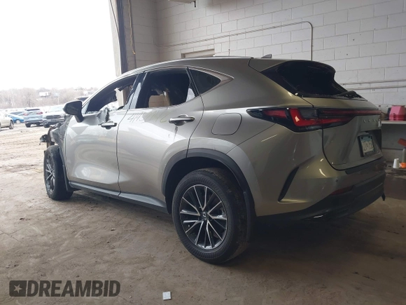 2024 Lexus NX 350h Premium z VIN 2T2GKCEZXRC020420, wystawiony jako IAAI lot #41959942 z przebiegiem 26 195 mil mil oraz . Historia ofert i sprzedaży dostępna na DreamBid. Obrazek 3.