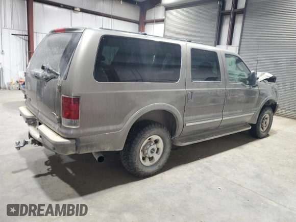 2003 Ford Excursion Limited z VIN 1FMSU43P93EC24089, wystawiony jako Copart lot #82779674 z przebiegiem 273 947 mil mil oraz Czysty tytuł • Clean title. Historia ofert i sprzedaży dostępna na DreamBid. Obrazek 3.