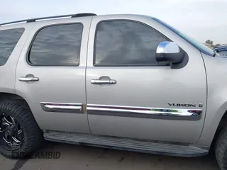2007 GMC Yukon SLT with VIN 1GKFC13017R230675, listed as a IAAI auction lot 41555626 with 140,022 mi miles. Bid and sale history available at carsss.com. Image 13.