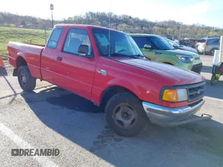 1996 Ford Ranger XL with VIN 1FTCR14A2TPA16367, listed as a IAAI auction lot 41840619 with 173,390 mi miles. Bid and sale history available at carsss.com. Image 1.