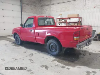 1996 Ford Ranger XL z VIN 1FTCR10A8TPB46028, wystawiony jako IAAI lot #42477552 z przebiegiem 219 635 mil mil oraz . Historia ofert i sprzedaży dostępna na DreamBid. Obrazek 3.