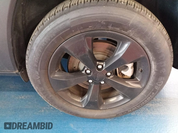 2021 Jeep Cherokee Latitude with VIN 1C4PJMCBXMD198312, listed as a IAAI auction lot 42737697 with 51,228 mi miles and . Bid and sale history available at DreamBid. Image 13.